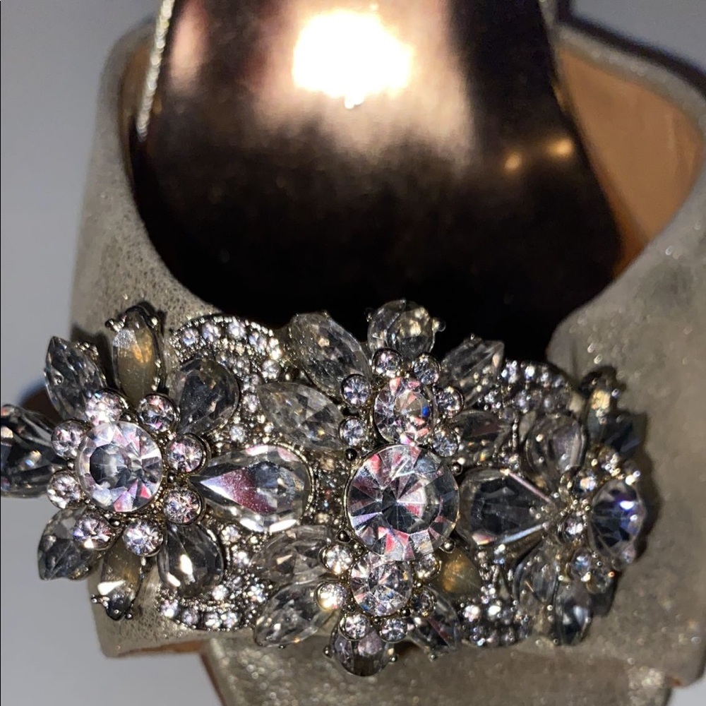 Badgley Mischka Shoes - Picture 9 of 11